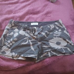 Old navy shorts